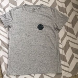 American Eagle men’s tee XS